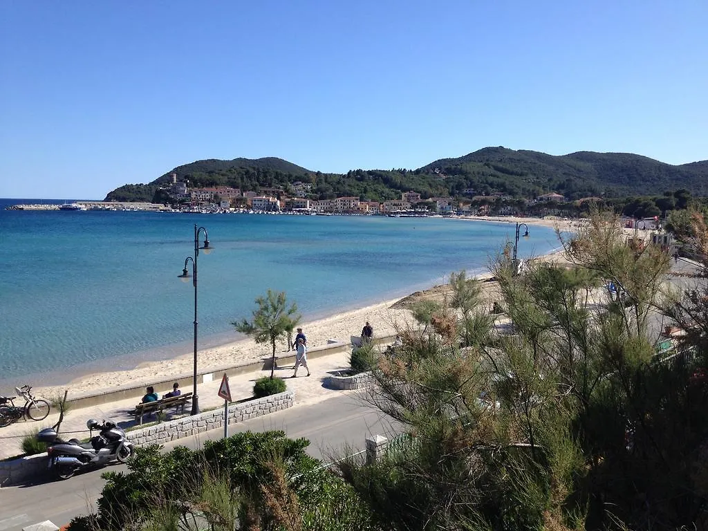 Apartment Appartamento Girasole Marina di Campo