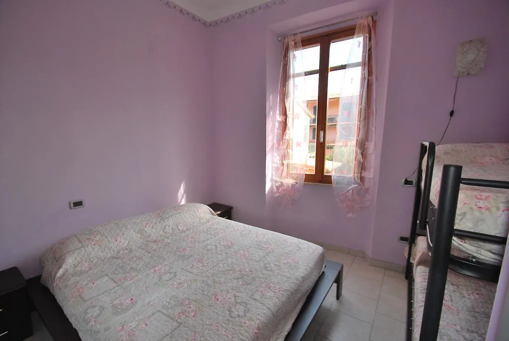 Apartment Appartamento Girasole Marina di Campo